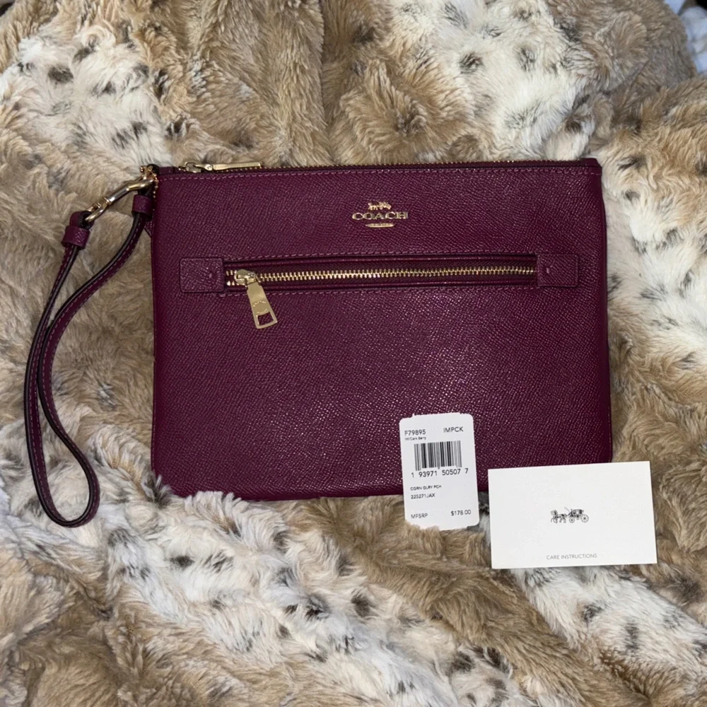 Coach Dark Berry Wristlet RARE - Picture 1 of 7